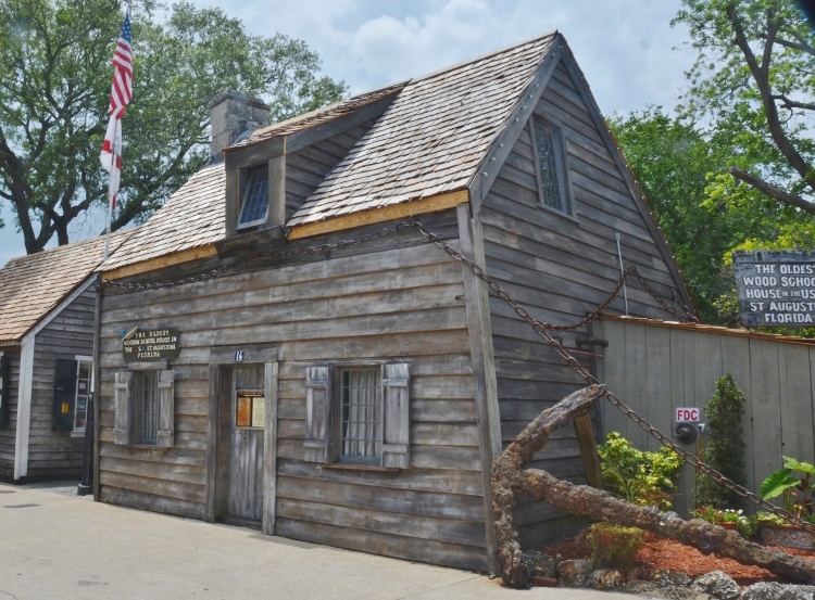 oldest wooden schoolhouse